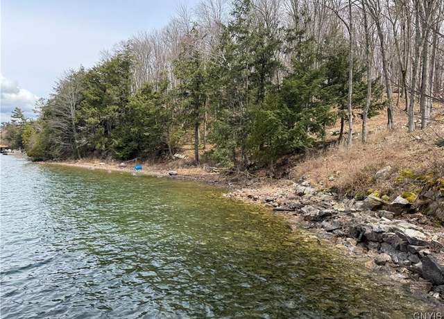 Property at 8 Pine Point/pvt, Morristown, NY 13664