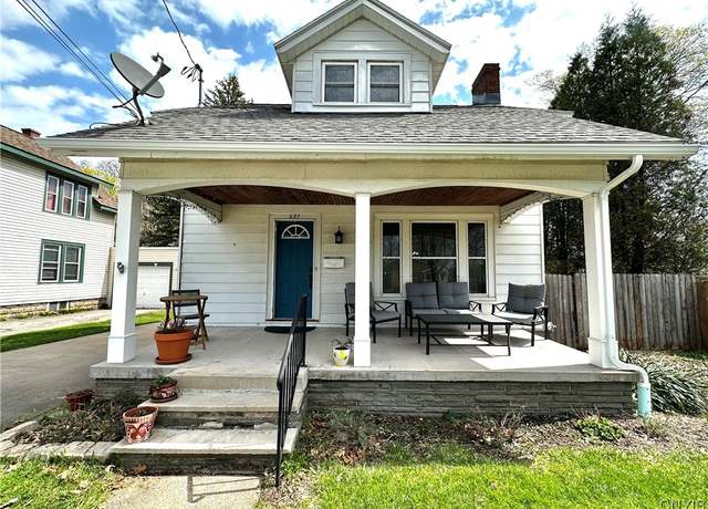 Property at 621 W 1st St S, Fulton, NY 13069, 4 beds, 2 baths