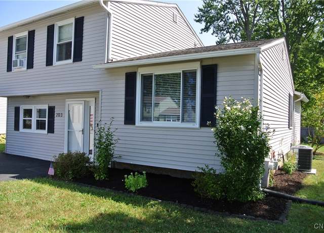 Property at 203 Windebank Ln, Manlius, NY 13116, 3 beds, 1.5 baths