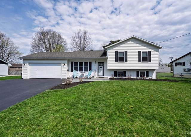 Property at 7715 Admiral Dr, Clay, NY 13090, 4 beds, 2.5 baths