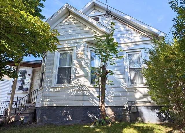 Property at 103 Carlisle St, Syracuse, NY 13208, 2 beds, 1 bath