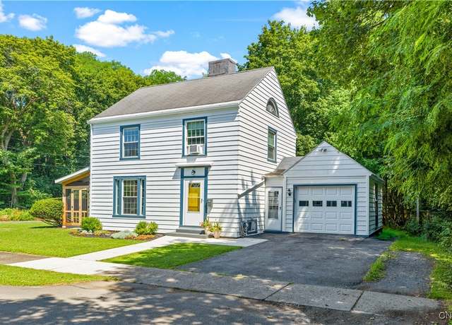 Property at 124 Lyon Pl, Utica, NY 13502, 3 beds, 1.5 baths
