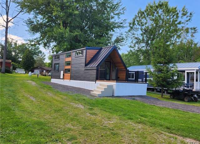 Property at 7150 Garner Rd, Huron, NY 14590, 3 beds, 1 bath