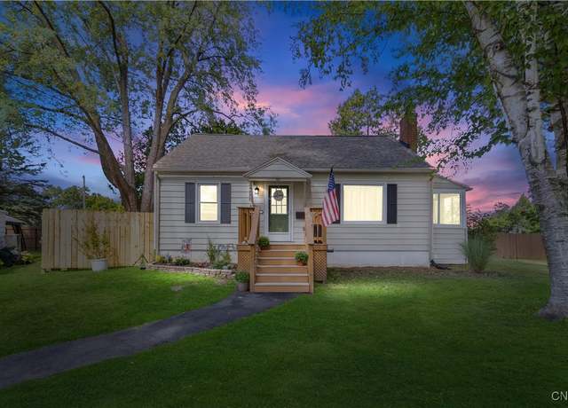 Property at 121 Herbert St, Cicero, NY 13212, 4 beds, 1.5 baths