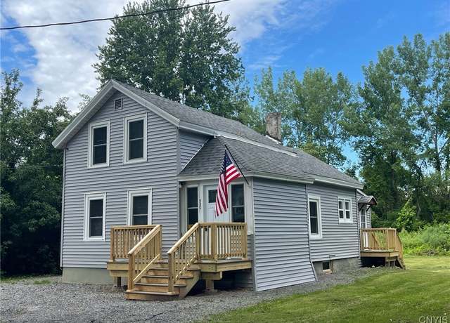 Property at 530 Lenox Ave, Oneida, NY 13421, 3 beds, 1 bath