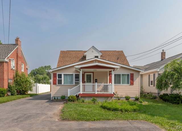 Property at 405 E Molloy Rd, Salina, NY 13211, 3 beds, 2.5 baths
