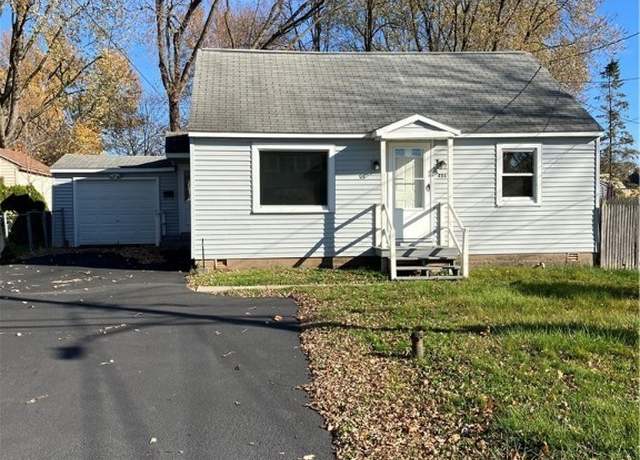 Property at 406 Florida Rd, Salina, NY 13211, 3 beds, 1 bath