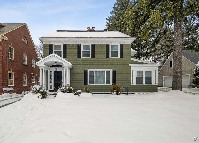 Property at 17 Pleasant St, Utica, NY 13501, 4 beds, 1.5 baths