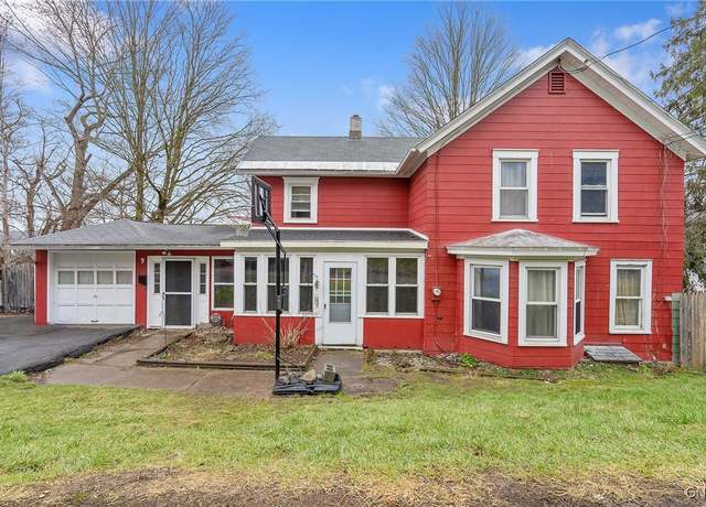 Property at 9 Union St, Camillus, NY 13031, 4 beds, 1.5 baths