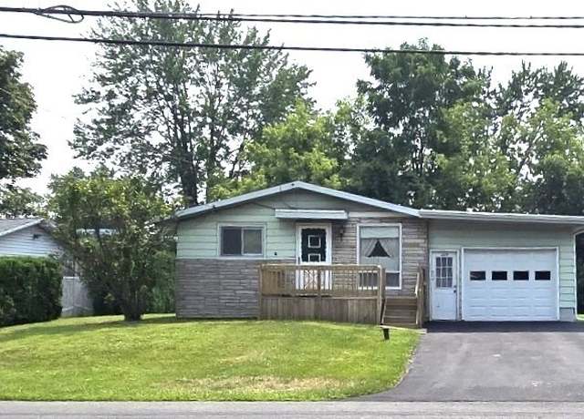Property at 229 Sunflower Dr, Salina, NY 13088, 4 beds, 1.5 baths