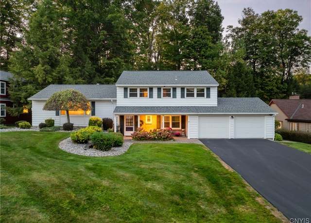 Property at 44 Woodberry Rd, New Hartford, NY 13413, 4 beds, 2.5 baths