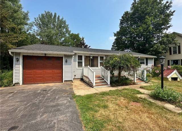 Property at 5065 Bear Rd, Clay, NY 13212, 3 beds, 1 bath
