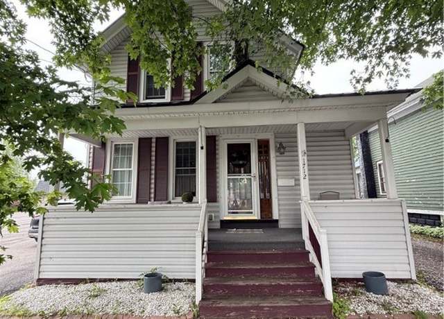 Property at 1712 Ford St, Ogdensburg, NY 13669, 3 beds, 1.5 baths