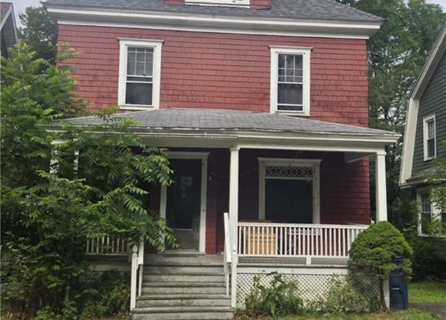 Property at 826 Lancaster Ave, Syracuse, NY 13210, 4 beds, 1 bath