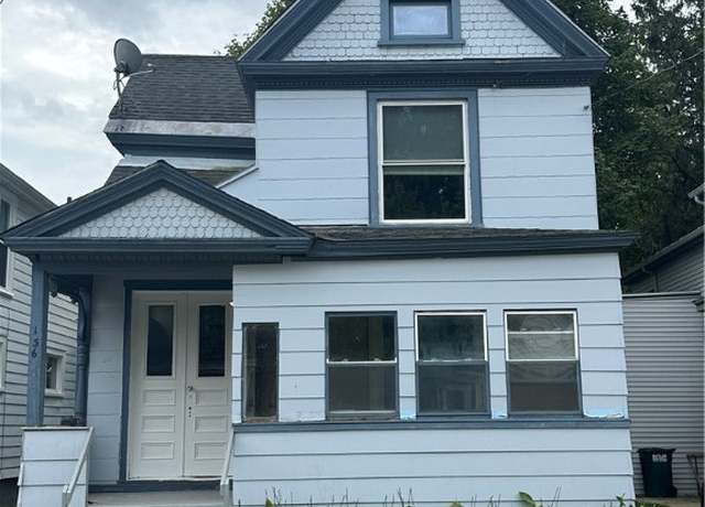 Property at 136 W Seneca St, Oswego, NY 13126, 4 beds, 1 bath