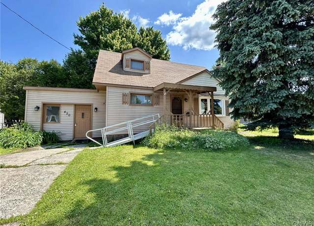 Property at 420 Judson St, Ogdensburg, NY 13669, 3 beds, 1 bath