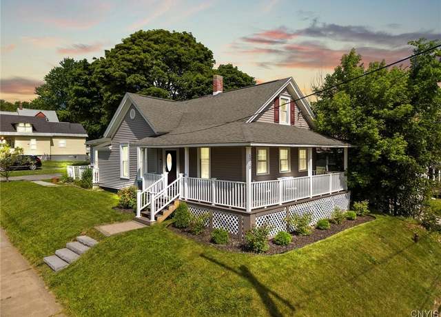 Property at 1710 S Geddes St, Syracuse, NY 13207, 2 beds, 1 bath