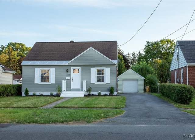 Property at 217 Beechwood Ave, Salina, NY 13088, 3 beds, 1 bath