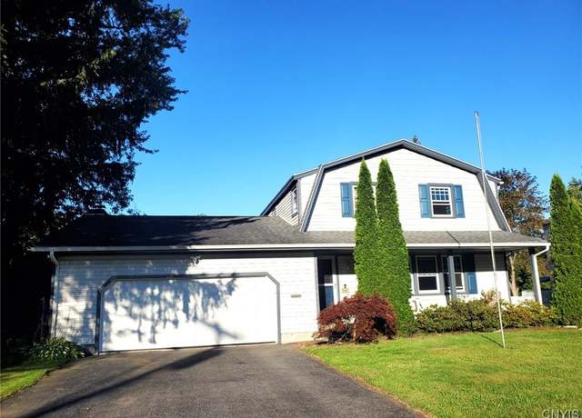 Property at 7645 Admiral Dr, Clay, NY 13090, 4 beds, 2.5 baths