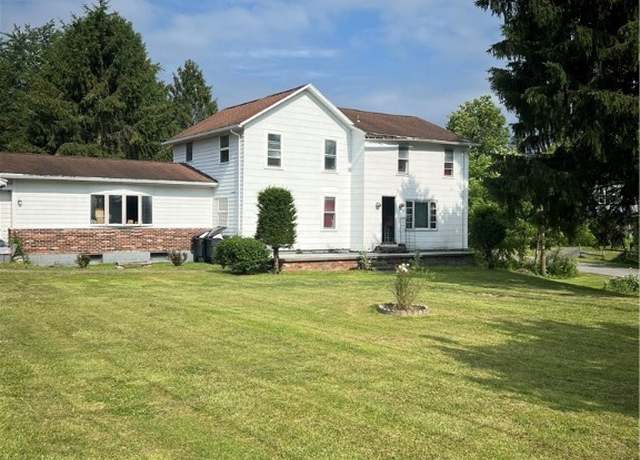 Property at 11 Canal St, Mentz, NY 13140, 5 beds, 2 baths