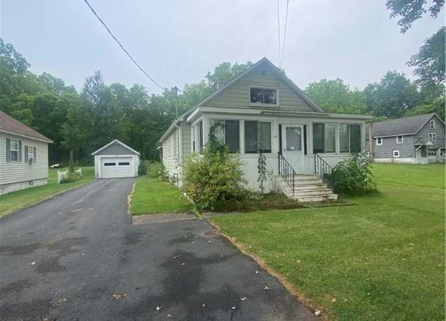 Property at 1370 Glenwood Ave, Oneida, NY 13421, 3 beds, 1.5 baths