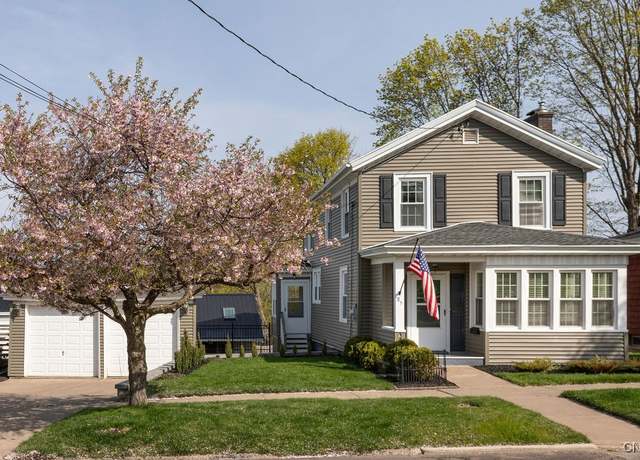 Property at 85 E Oneida St, Oswego, NY 13126, 3 beds, 1 bath
