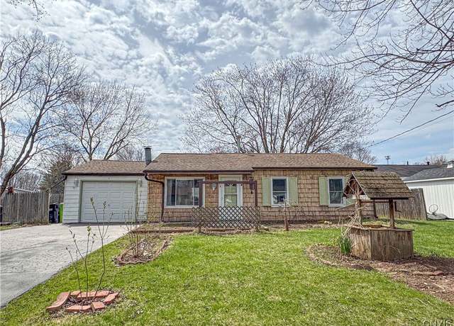 Property at 319 Snowdale Dr, Van Buren, NY 13209, 2 beds, 1.5 baths