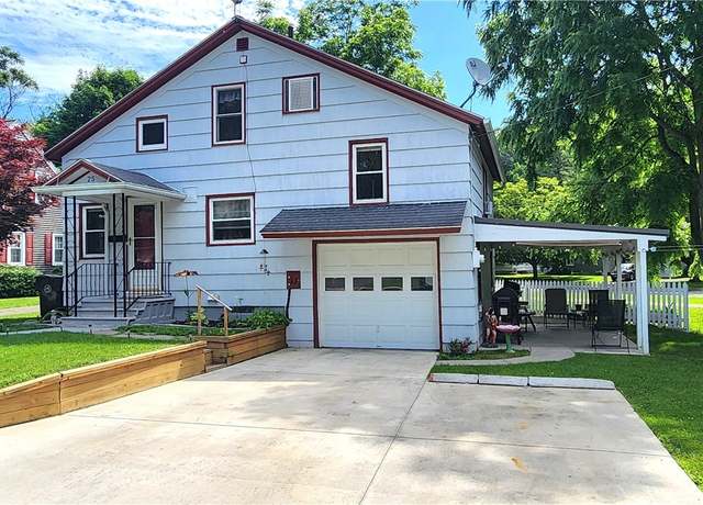 Property at 25 Bellrose Ave, Cortland, NY 13045, 3 beds, 1 bath