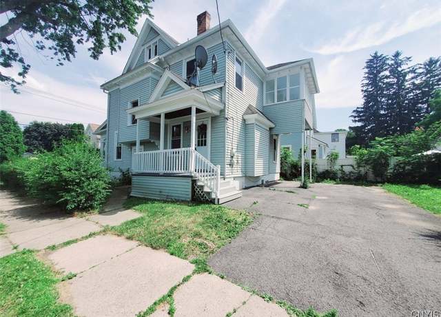 Property at 29 Liberty St, Auburn, NY 13021, 4 beds, 1.5 baths