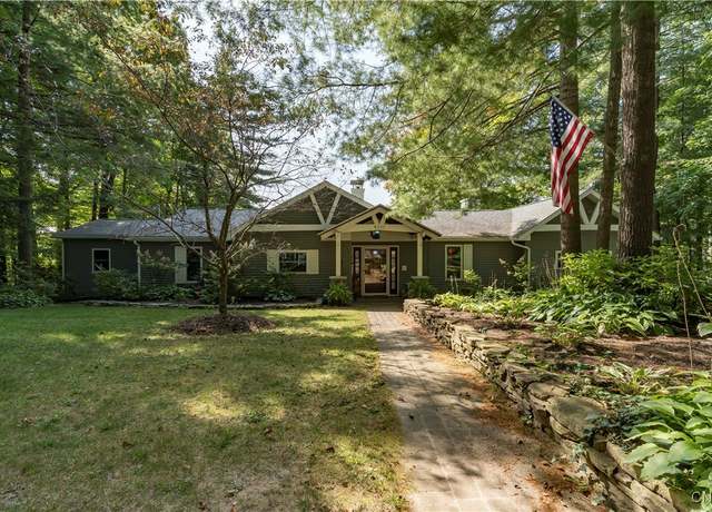 Property at 8521 N Shore Rd, Diana, NY 13648, 4 beds, 3.5 baths
