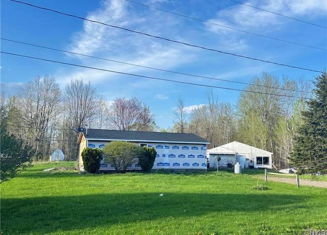 Property at 240 Engles Rd #42, Oswego, NY 13126, 3 beds, 1 bath