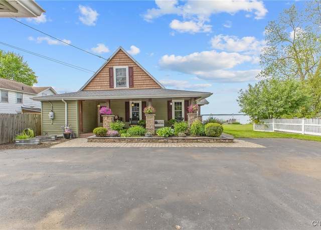 Property at 6591 Lakeshore Rd, Cicero, NY 13039, 2 beds, 2 baths