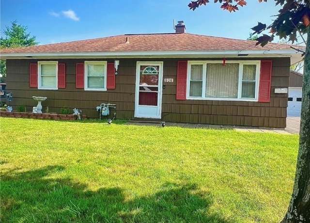 Property at 906 Dewitt Ln, Rome, NY 13440, 3 beds, 1 bath