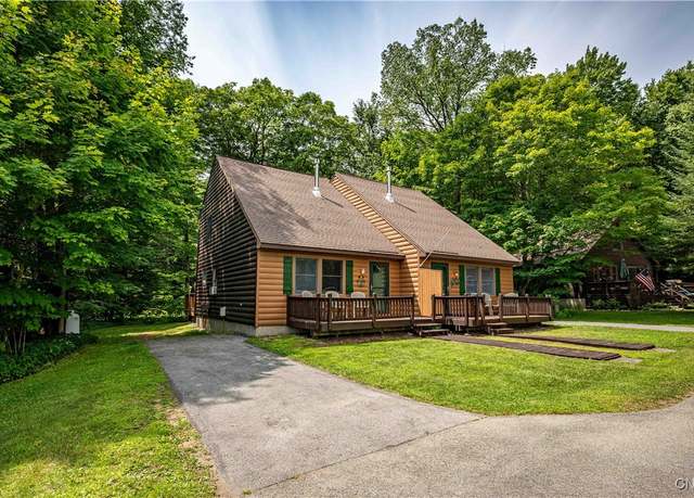 Property at 112 Holiday Dr, Webb, NY 13420, 6 beds, 4 baths