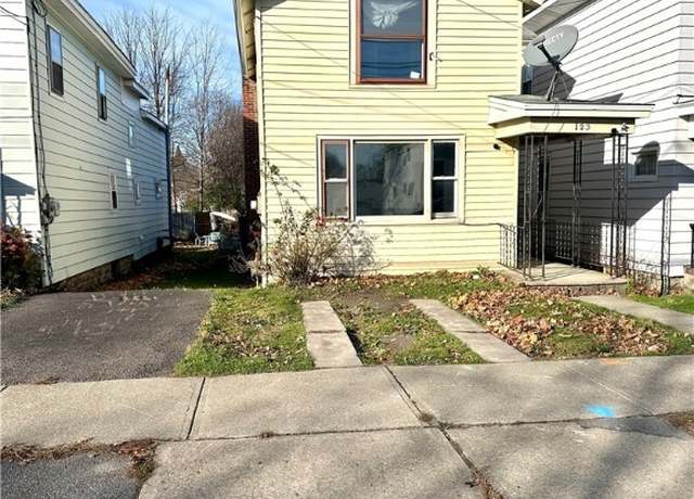 Property at 123 W Seneca St, Oswego-city, NY 13126, 3 beds, 1 bath