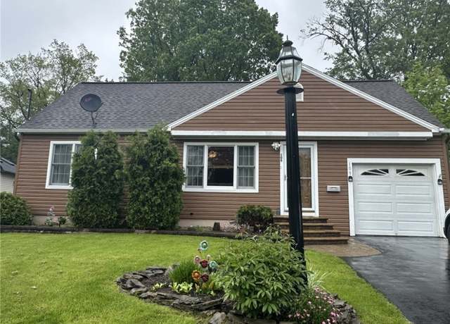 Property at 109 Plaxdale Rd, Salina, NY 13088, 4 beds, 2 baths