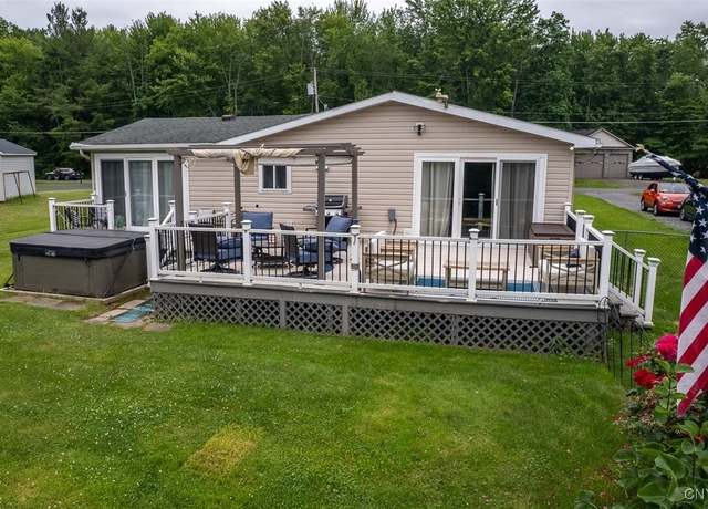 Property at 9715 Ethel Rd, Clay, NY 13029, 3 beds, 2.5 baths