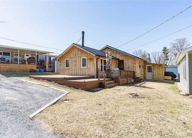 Property at 6088 Carlton View Assoc Dr, Cape Vincent, NY 13618, 2 beds, 2 baths