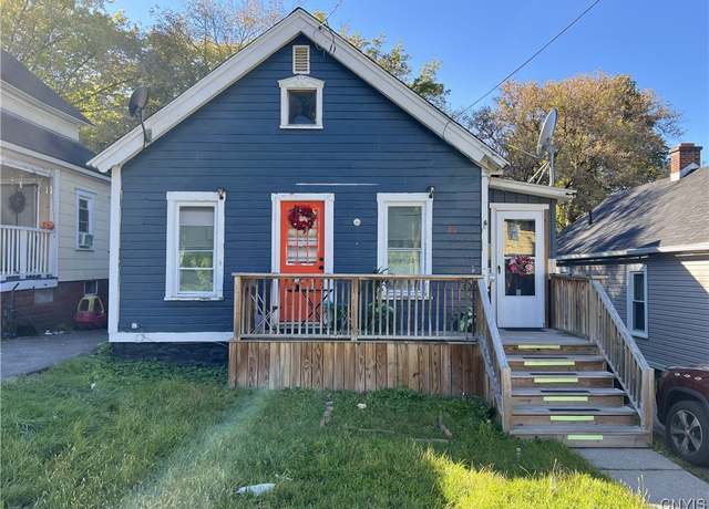 Property at 210 Duane St, Syracuse, NY 13207, 3 beds, 1 bath