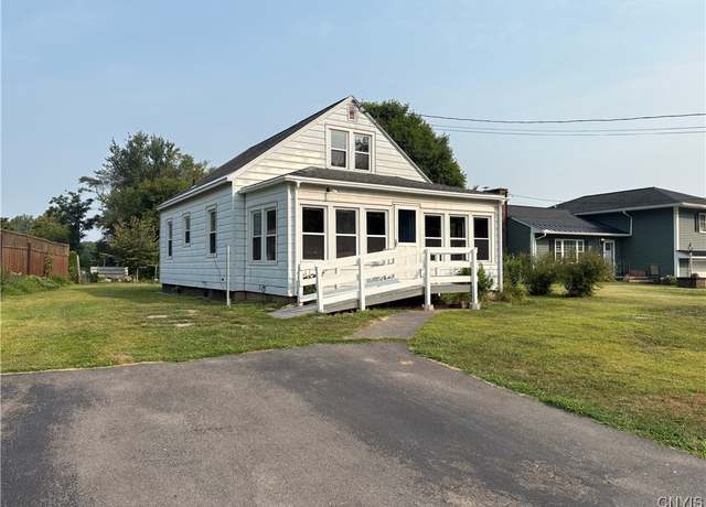Property at 1247 Fay St, Fulton, NY 13069, 3 beds, 1.5 baths