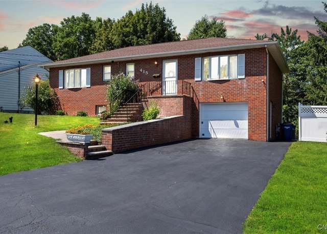 Property at 415 Kimberly Dr E, Geddes, NY 13219, 5 beds, 2.5 baths