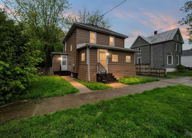 Property at 212 N Broad St, Oneida-inside, NY 13421, 3 beds, 2 baths