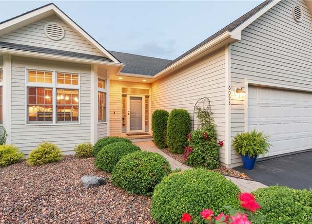 Property at 6092 Bay Hill Cir, Dewitt, NY 13078, 4 beds, 2.5 baths