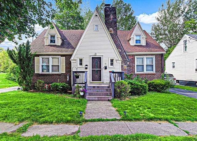 Property at 18 Fairdale Pl, Whitestown, NY 13492, 3 beds, 2 baths
