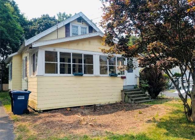 Property at 197 Merritt Ave, Syracuse, NY 13207, 4 beds, 1 bath