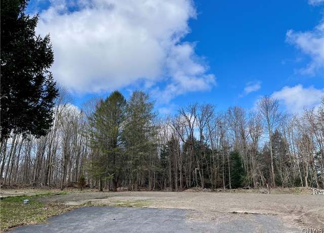 Property at 15083 Kent Rd, Sterling, NY 13156