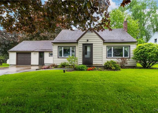 Property at 114 E Dauenhauer St, Manlius, NY 13057, 3 beds, 2 baths