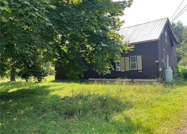 Property at 823 Baldwin Rd, Volney, NY 13069, 3 beds, 1 bath