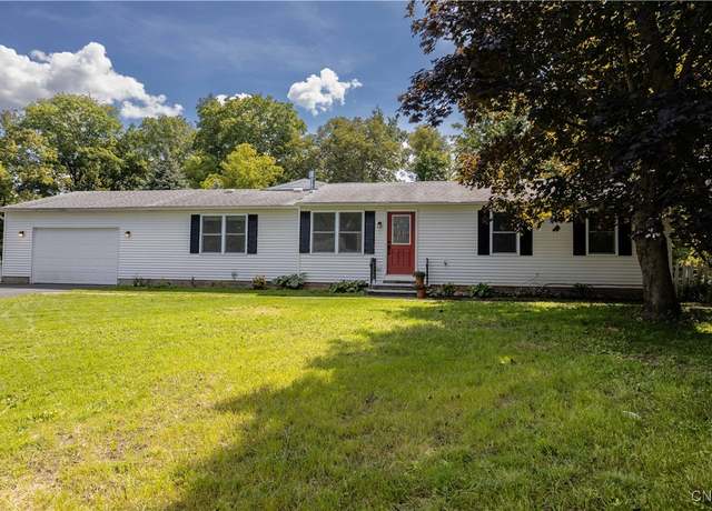 Property at 624 W Valley Dr, Sullivan, NY 13037, 4 beds, 2.5 baths