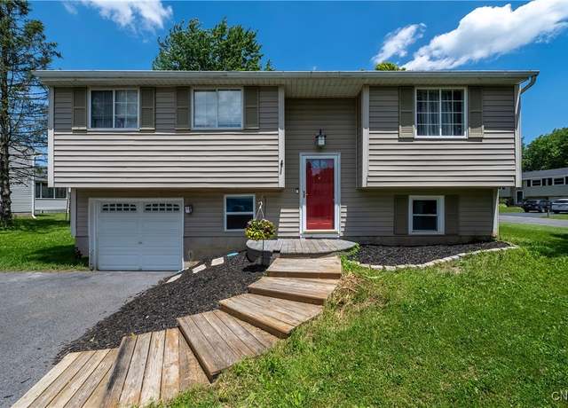 Property at 8010 Casilina Dr, Clay, NY 13041, 4 beds, 1.5 baths